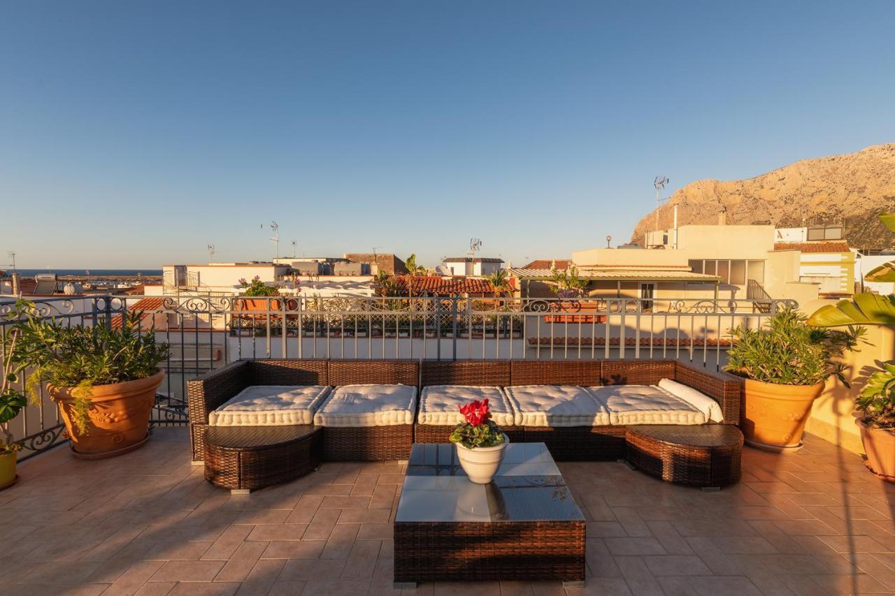 לינה וארוחת בוקר טראסיני Casa Manzella מראה חיצוני תמונה